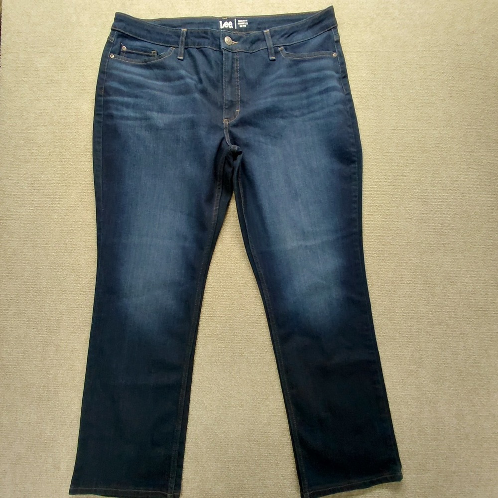 LEE Jeans Womens Plus 20 Medium Blue Dark Wash Stretch Straight Denim Pants
